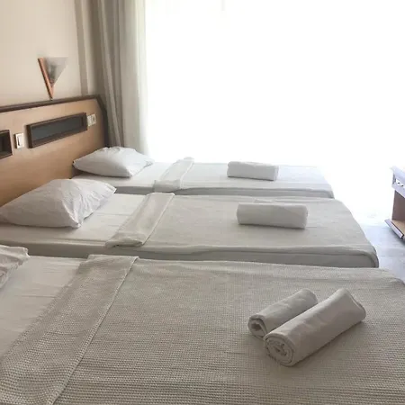 Oezguerhan Otel