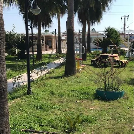 Oezguerhan Otel Side