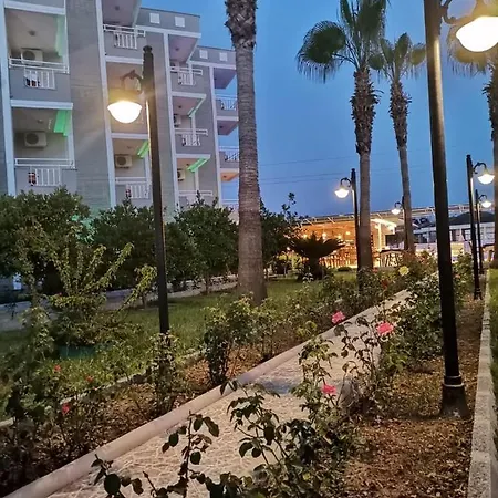 Hotell Oezguerhan Otel 3*