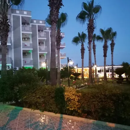 Oezguerhan Otel Side